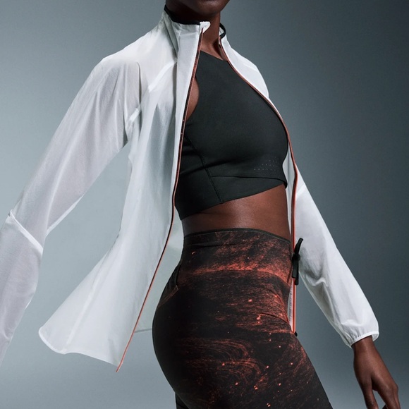 ON RUNNING WOMEN’S ZERO JACKET WHITE/FLAME NWOT! SZ MEDIUM - Picture 4 of 5